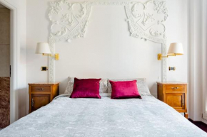 Trastevere White Room
